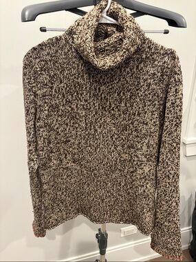 Cozy Women's Marled Brown Turtleneck Sweater